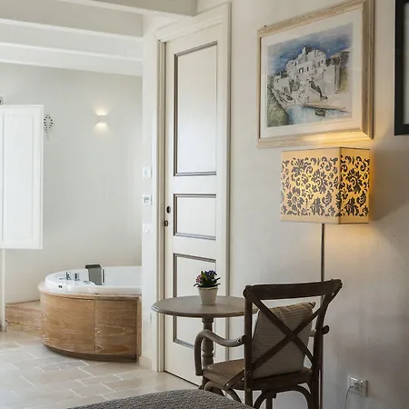 Quintessenza Luxury Domus بولينيانو آ ماري