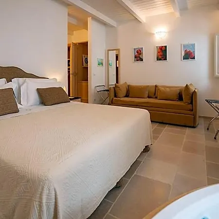 Quintessenza Luxury Domus 4*