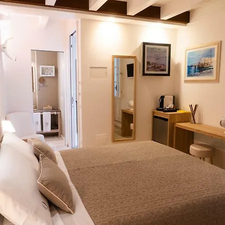 Quintessenza Luxury Domus 4*